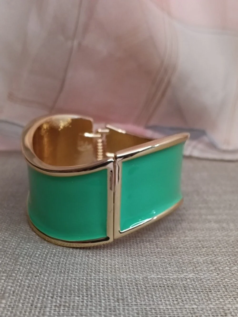 Asymmetrical Green Enamel Gold-Tone Wide Hinged Bangle Bracelet